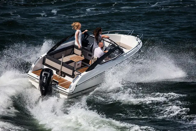 Parker 630 Bowrider – Bild 3