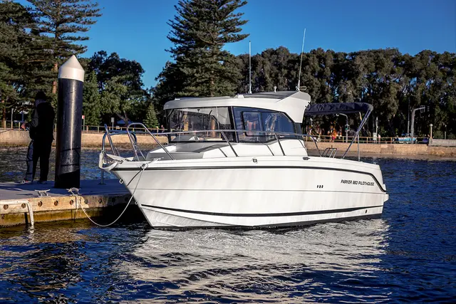 Parker 660 Pilothouse – Bild 3