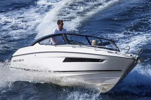 Parker 690 Day Cruiser – Bild 9