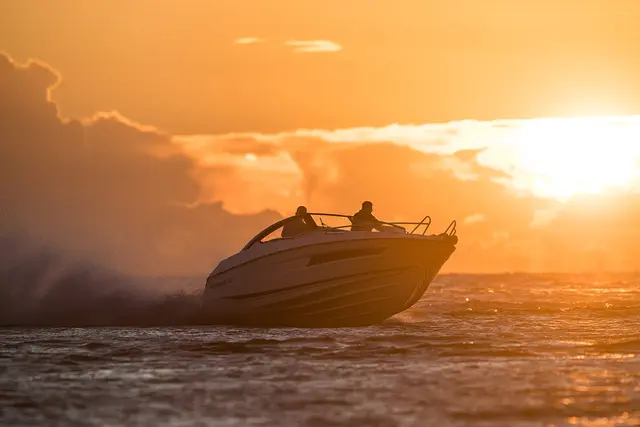 Parker 690 Day Cruiser – Bild 1