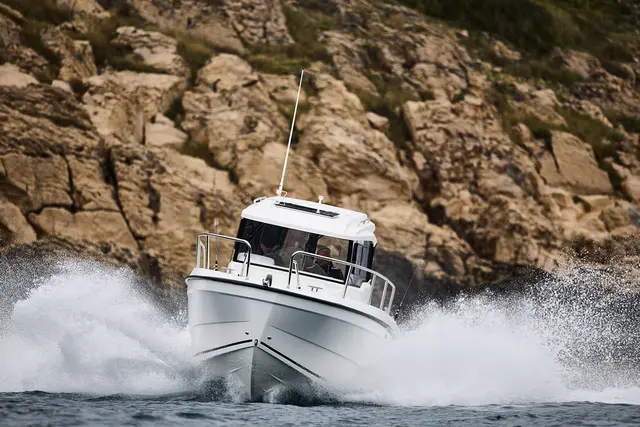 Parker 700 Pilothouse – Bild 3