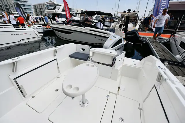 Parker 700 Pilothouse – Bild 6