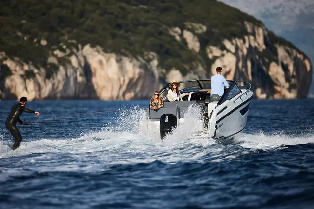 Parker 800 Cruiser – Bild 7