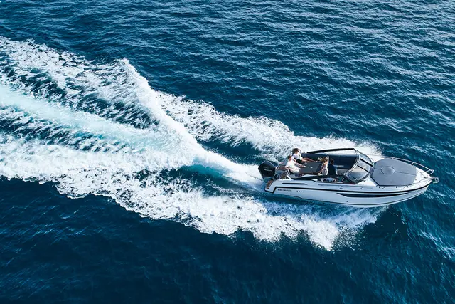 Parker 800 Cruiser – Bild 8