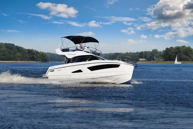 Parker Monaco 110 Flybridge – Bild 7