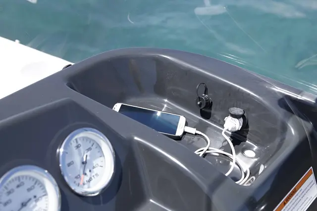 Quicksilver Activ 455 Open – Bild 5
