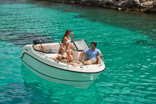 Quicksilver Activ 605 Bowrider – Bild 1