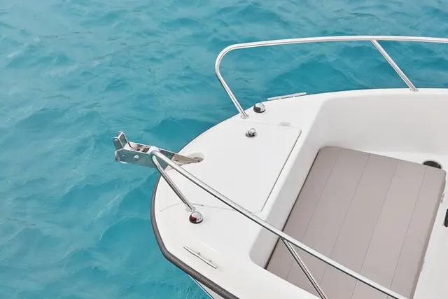 Quicksilver Activ 675 Open – Bild 2