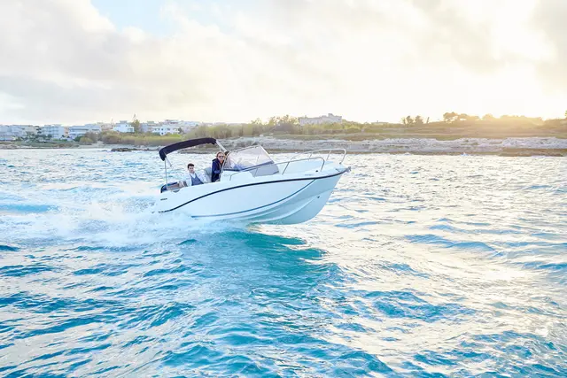 Quicksilver Activ 675 Open – Bild 7