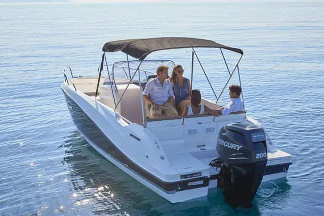 Quicksilver Activ 675 Sundeck – Bild 2