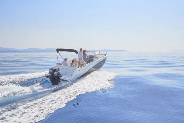 Quicksilver Activ 675 Sundeck – Bild 3