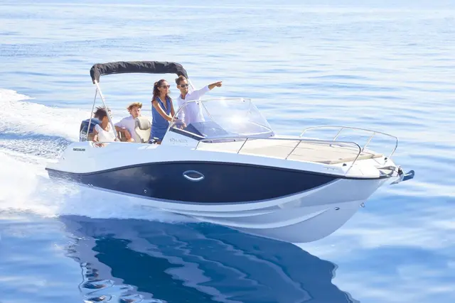 Quicksilver Activ 675 Sundeck – Bild 7