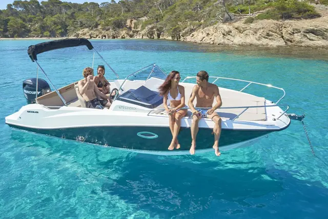 Quicksilver Activ 675 Sundeck – Bild 11