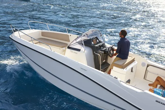 Quicksilver Activ 755 Open – Bild 7
