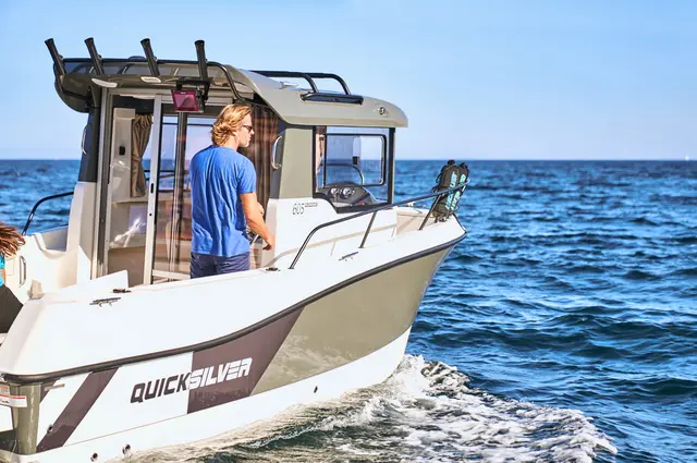 Quicksilver Captur 605 Pilothouse – Bild 9