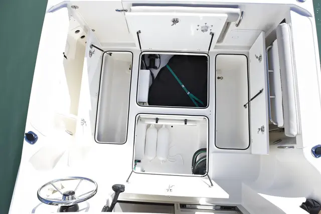 Quicksilver Captur 675 Pilothouse – Bild 11